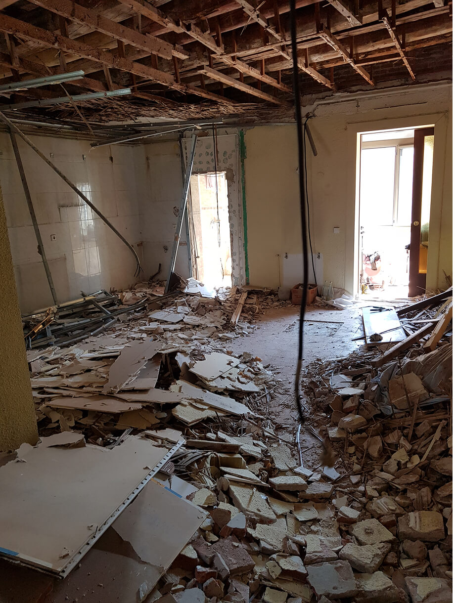 img-reform1-before img-reform1-before